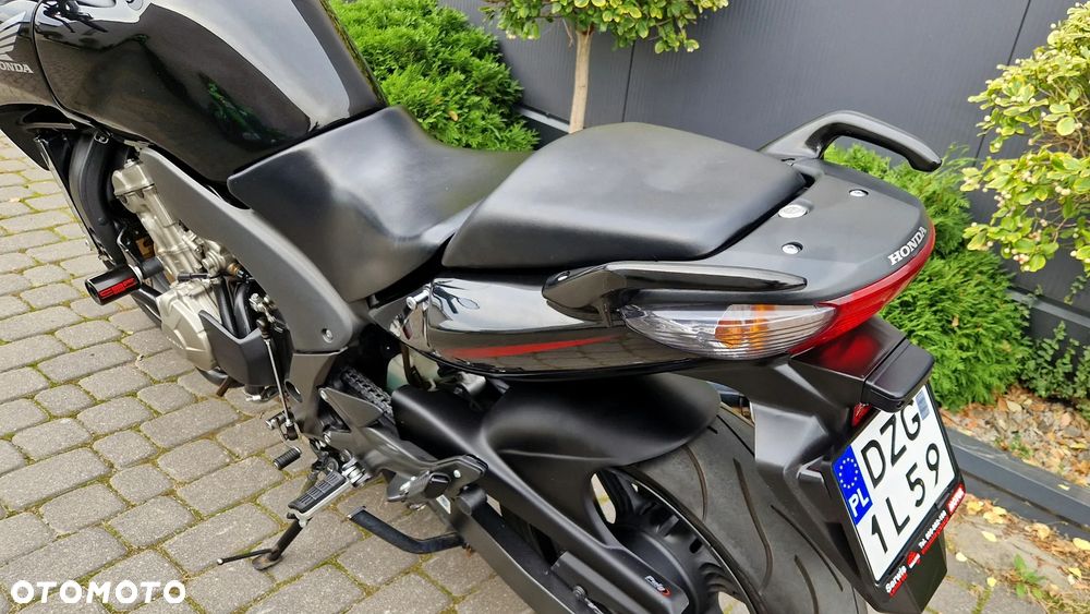 Honda CBF - 36