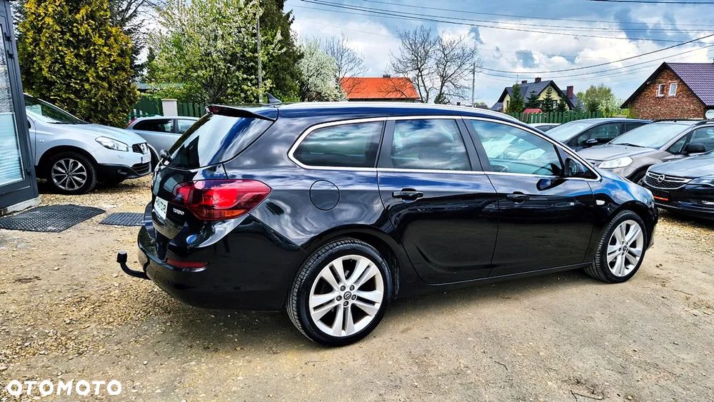 Opel Astra 1.4 Turbo Cosmo - 14