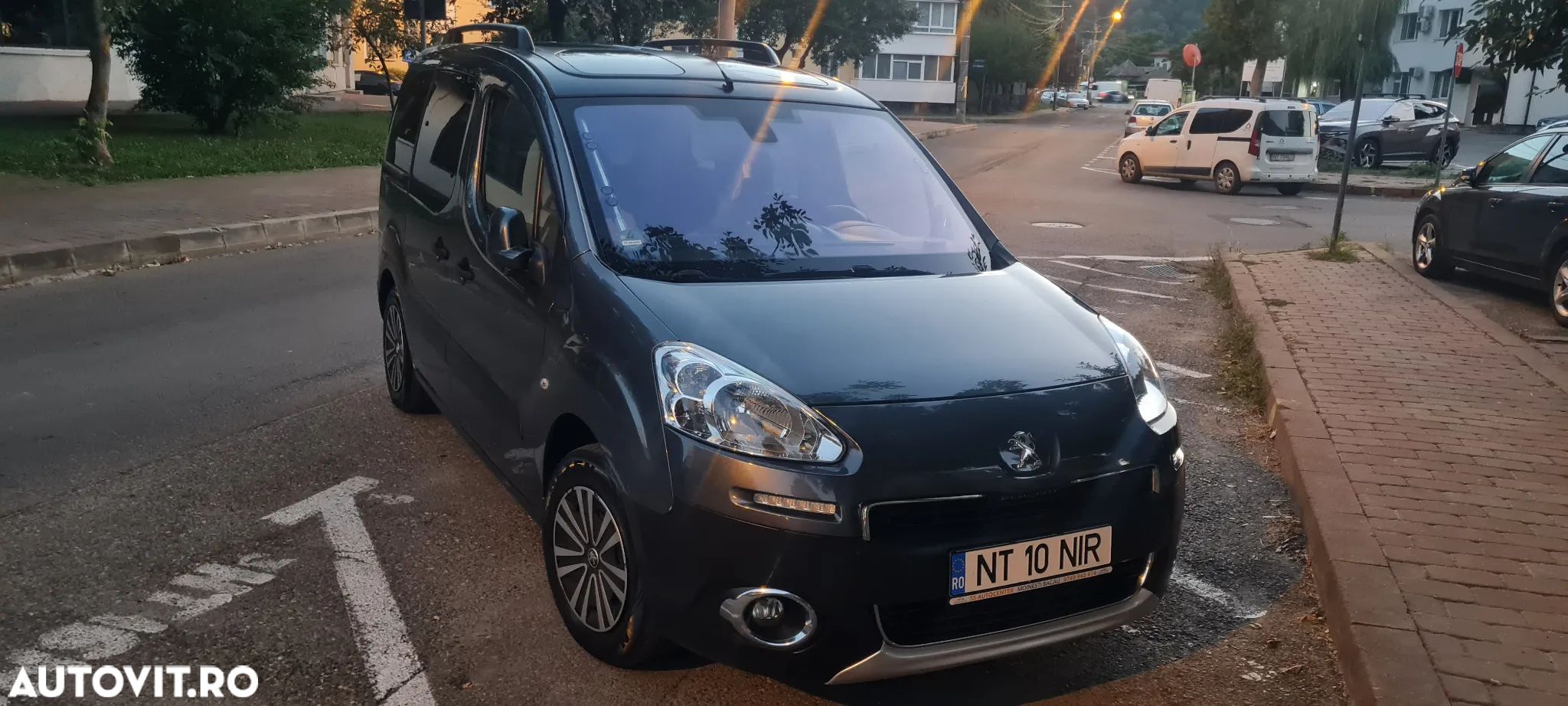 Peugeot Partner Tepee HDi FAP 115 Family - 1
