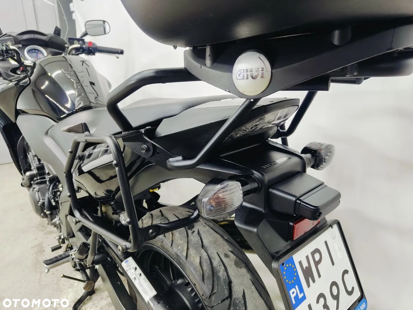 Honda CBF - 26