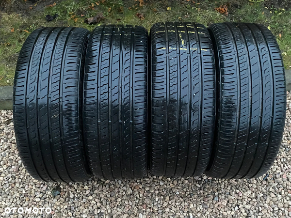 Opony letnie Barum Bravuris 5 HM 205/40/R17 W XL