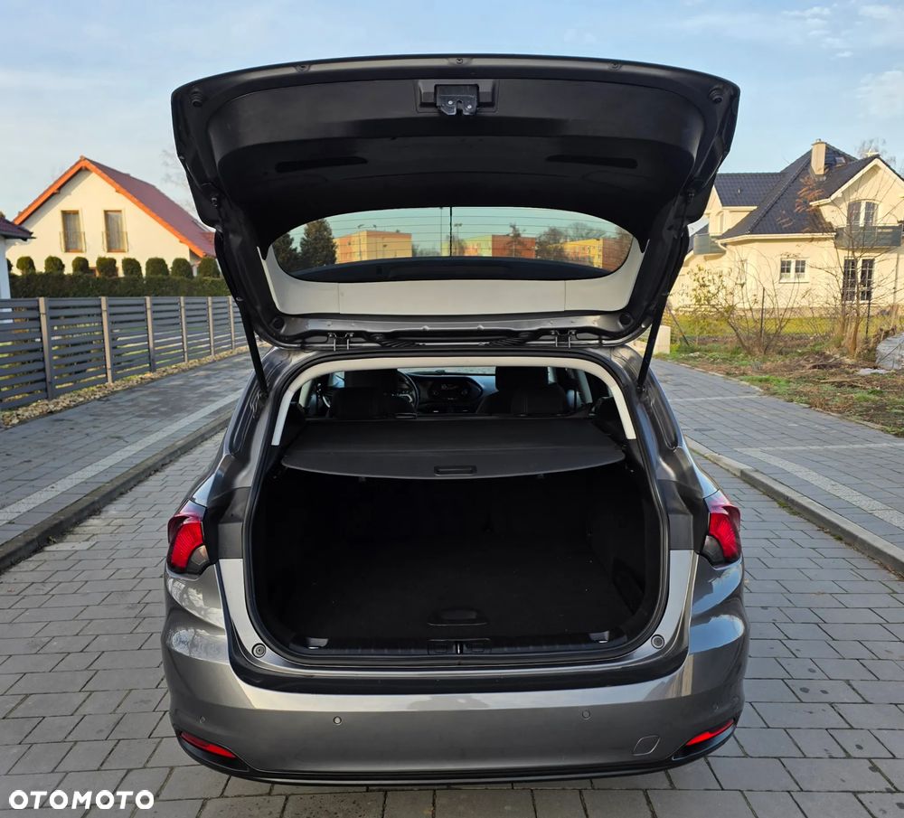 Fiat Tipo 1.4 16V More - 17
