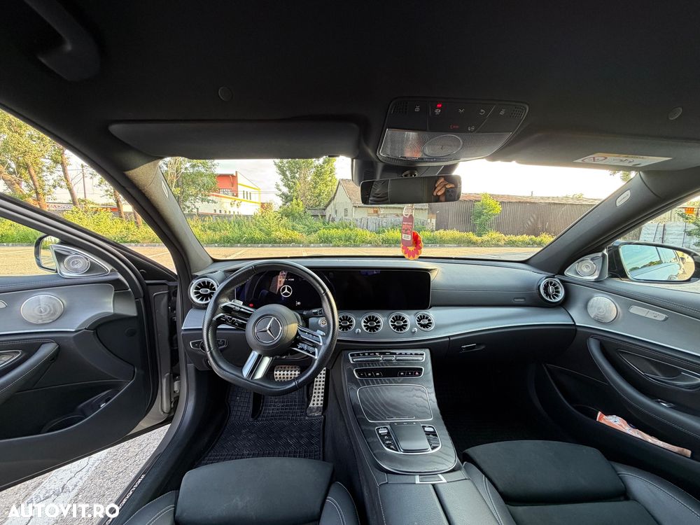 Mercedes-Benz E - 9