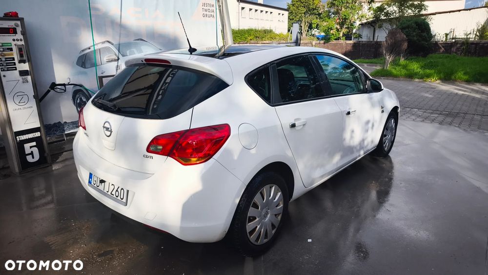 Opel Astra 1.7 CDTI Enjoy - 8
