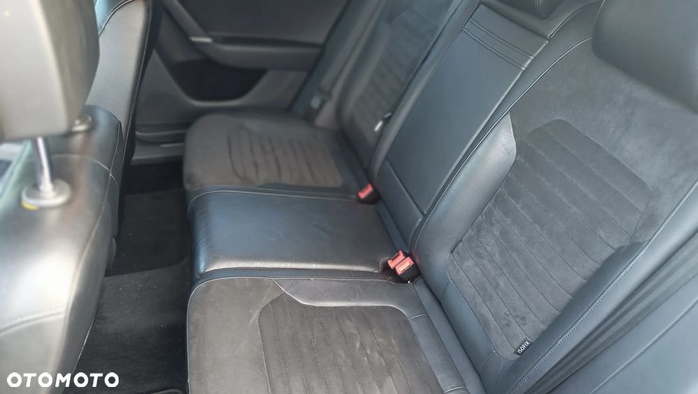 Volkswagen Passat 2.0 TDI Highline DSG - 12