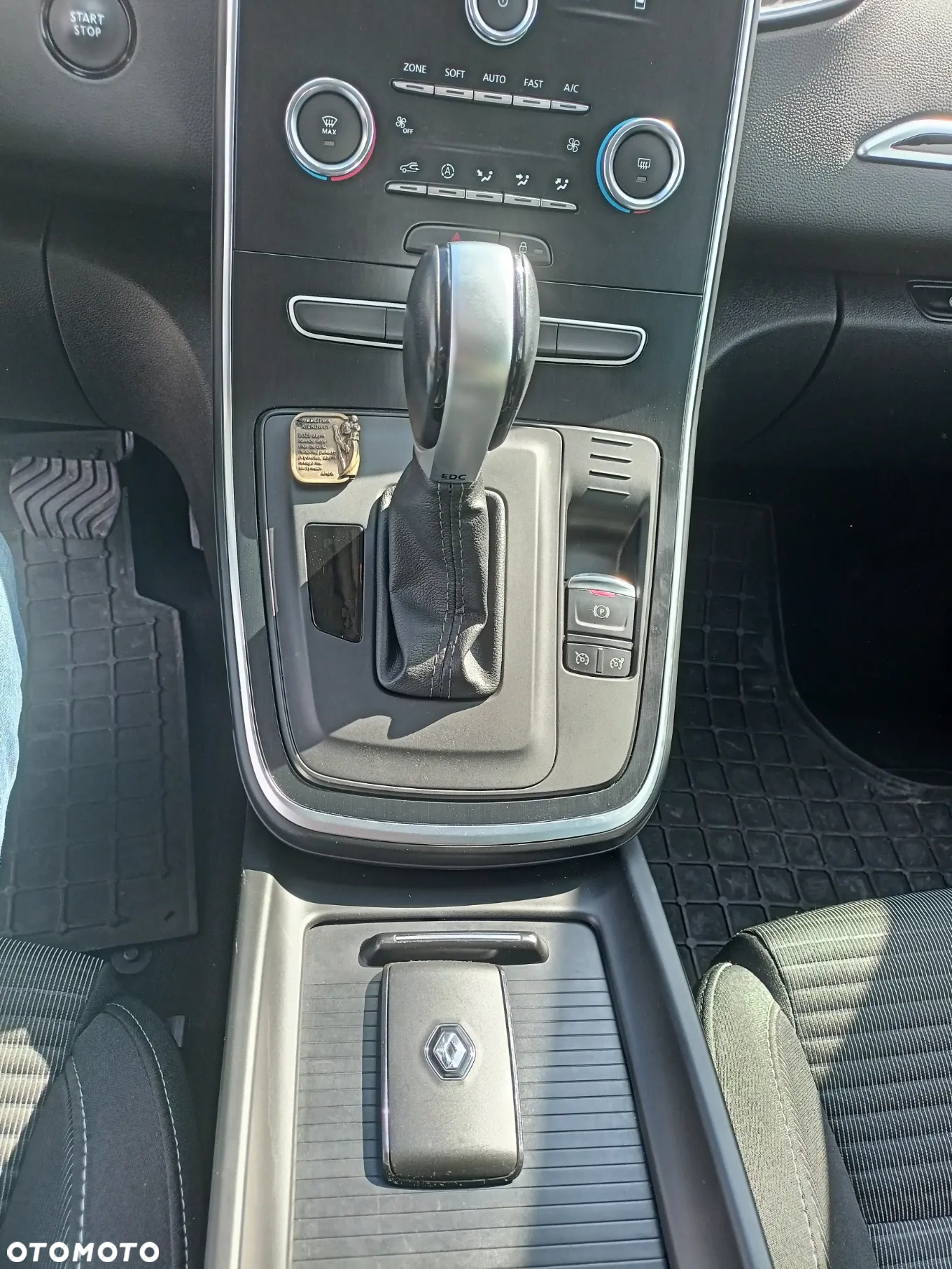 Renault Scenic 1.5 dCi Intens EDC - 26