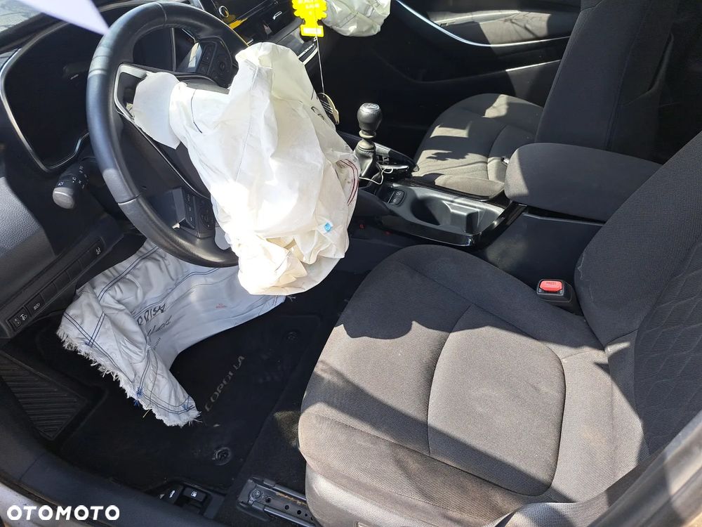 Toyota Corolla 1.5 Comfort - 35