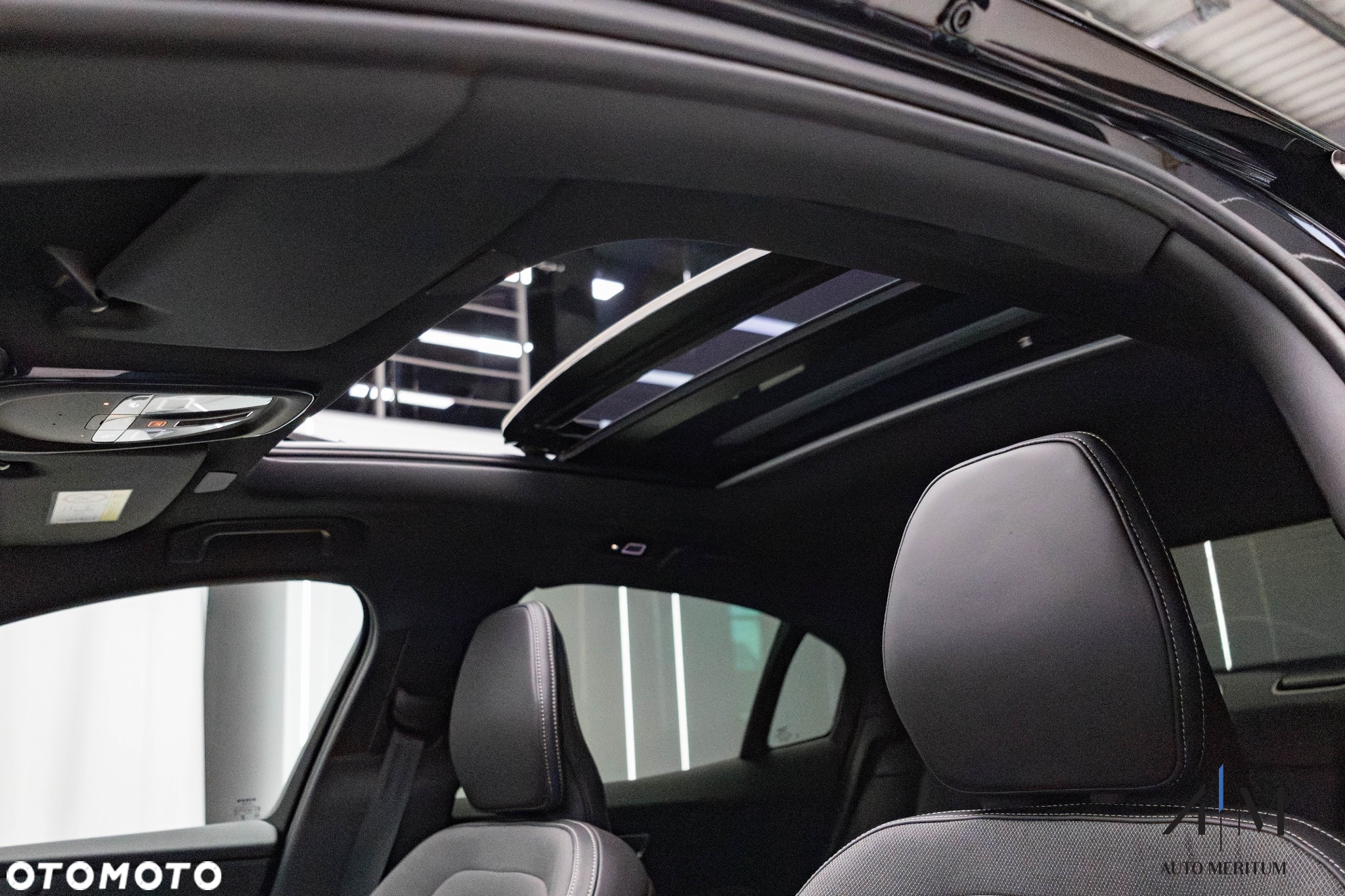 Volvo S60 B5 B AWD Ultimate Dark - 14
