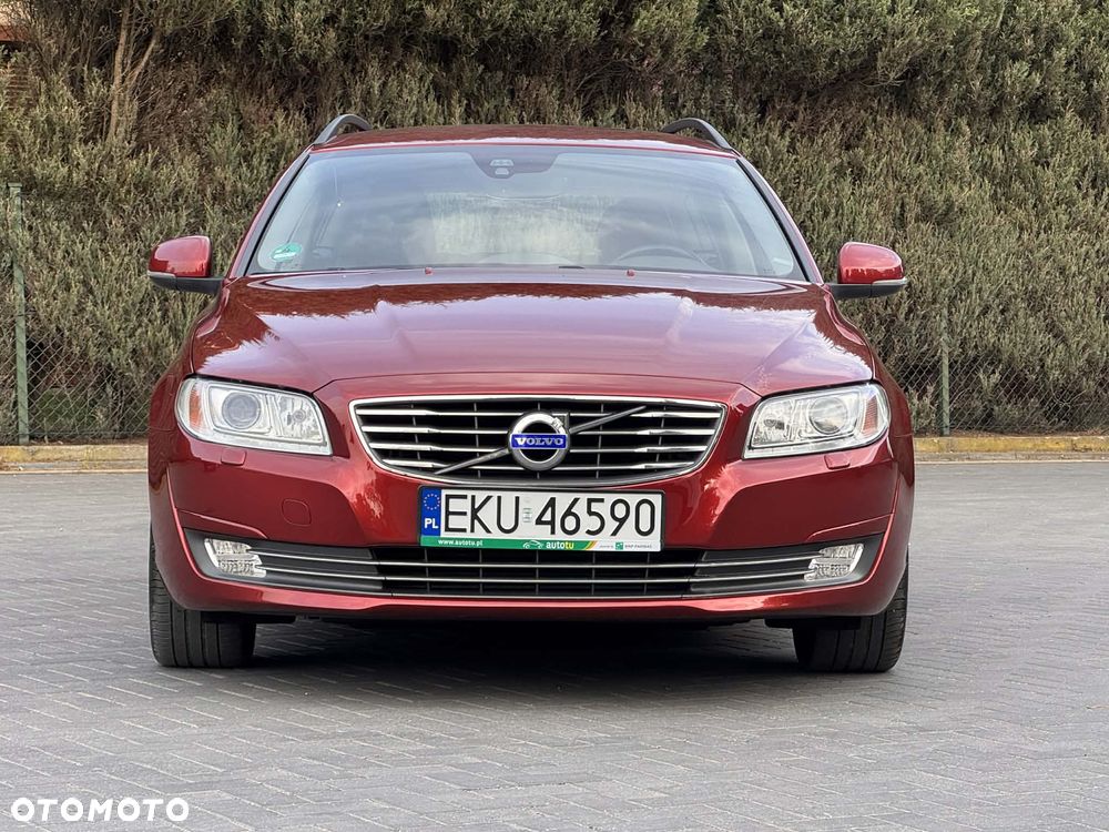 Volvo V70 D4 Momentum - 14