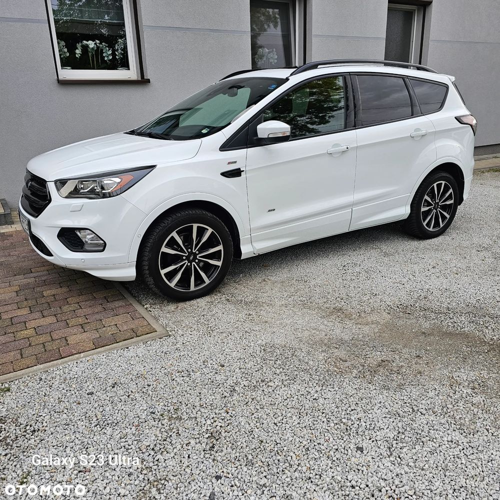 Ford Kuga 1.5 EcoBoost 4x4 ST-Line - 1