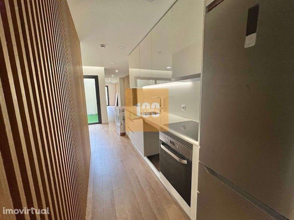 T1+1 novo com jardim - Firmeza Dourada - Grande imagem: 3/50