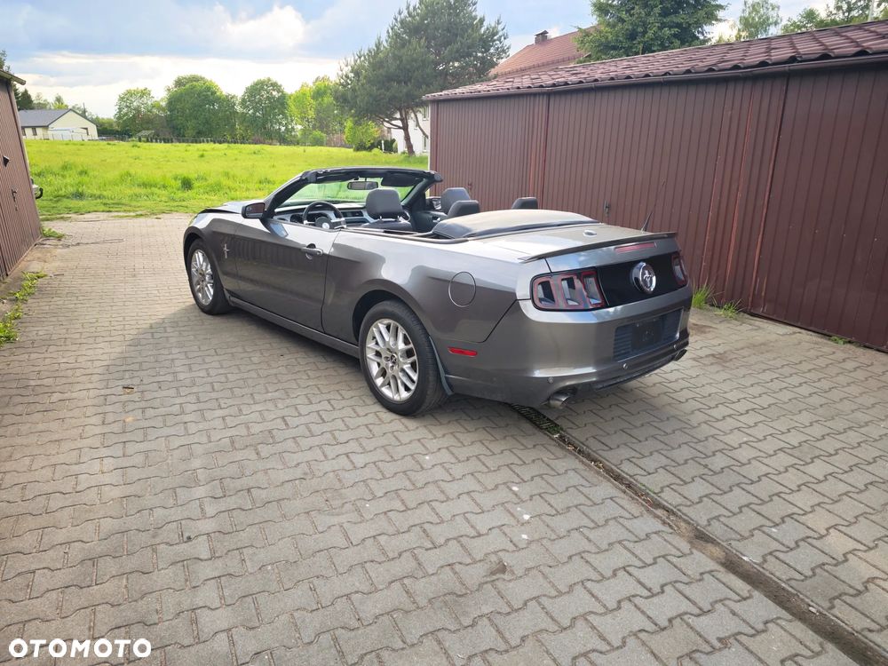Ford Mustang 3.7 V6 - 5