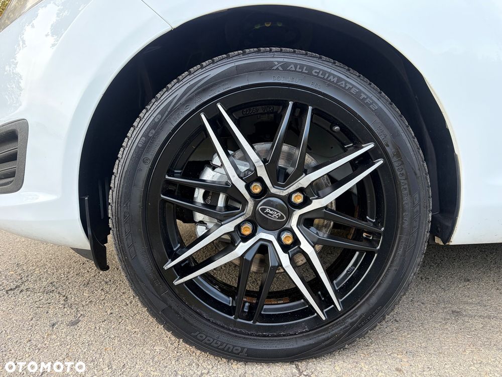 Ford Fiesta - 35