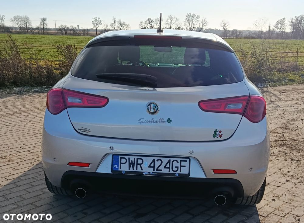 Alfa Romeo Giulietta 1.8 TBi 16V Quadrifoglio Verde - 9