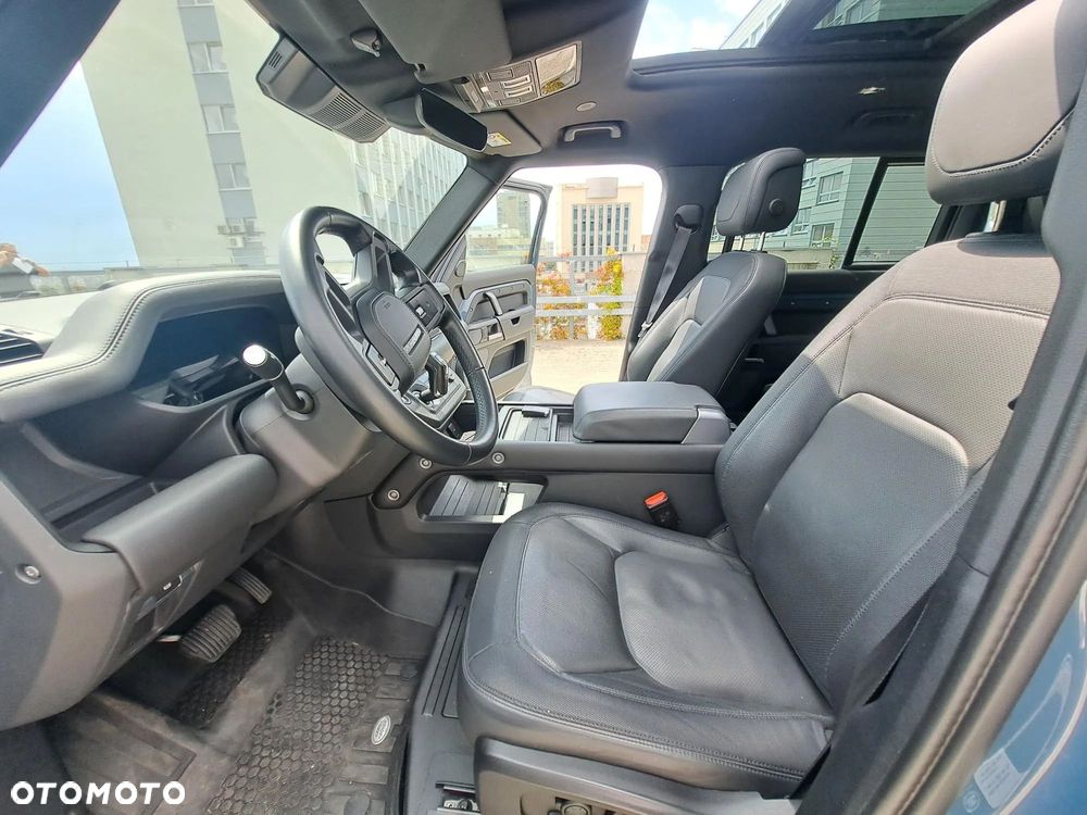 Land Rover Defender 2.0 P300 X-Dynamic HSE - 10