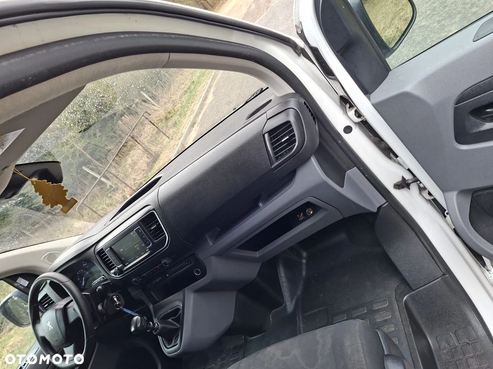 Peugeot Expert Jumpy Proace - 5