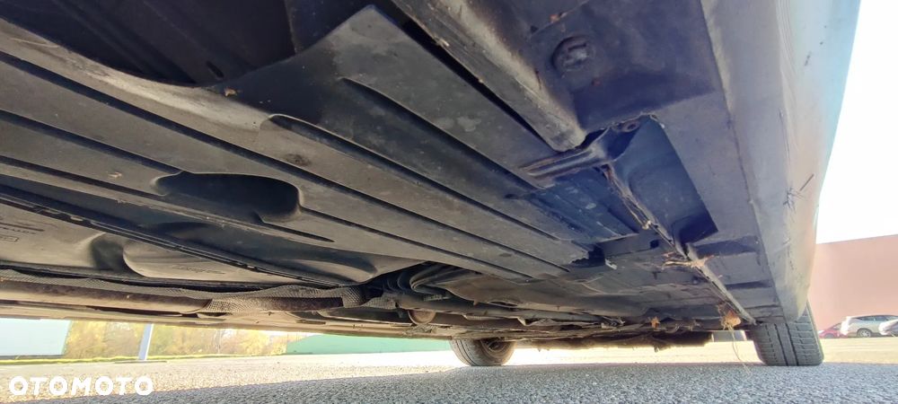 Ford Focus 1.6 Trend - 24