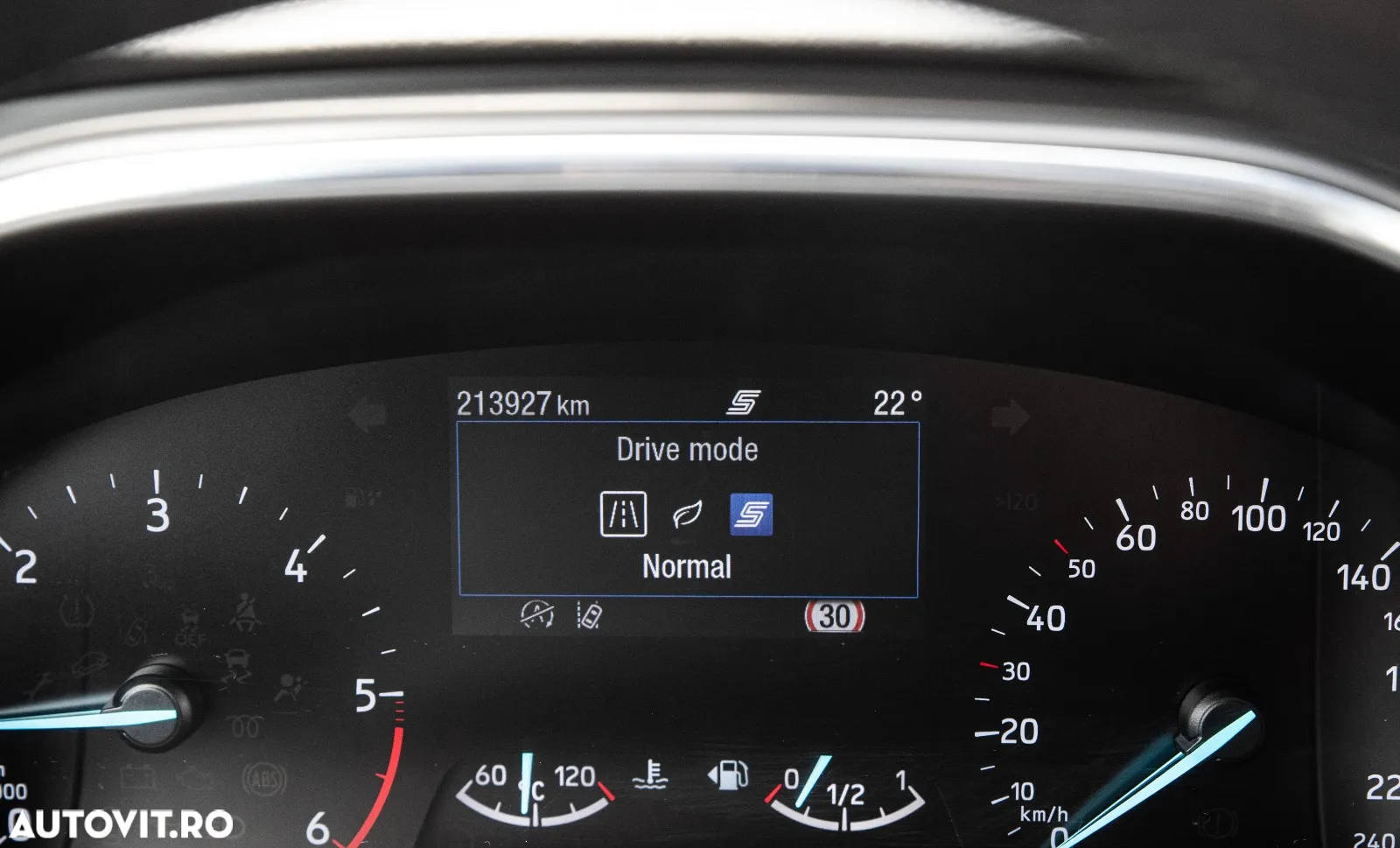 Ford Focus 2.0 EcoBlue Titanium Business - 22