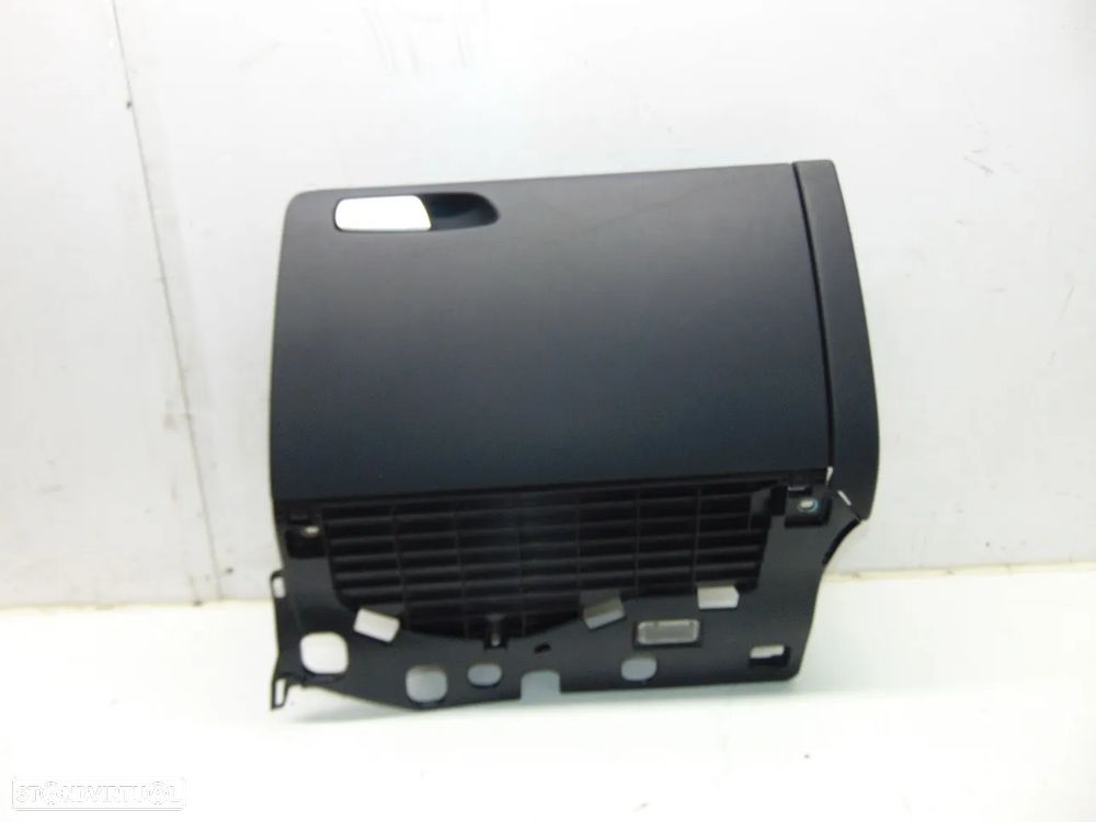 Audi A4 carrinha porta luvas - 1