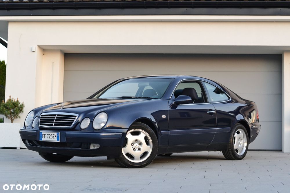 Mercedes-Benz CLK - 17