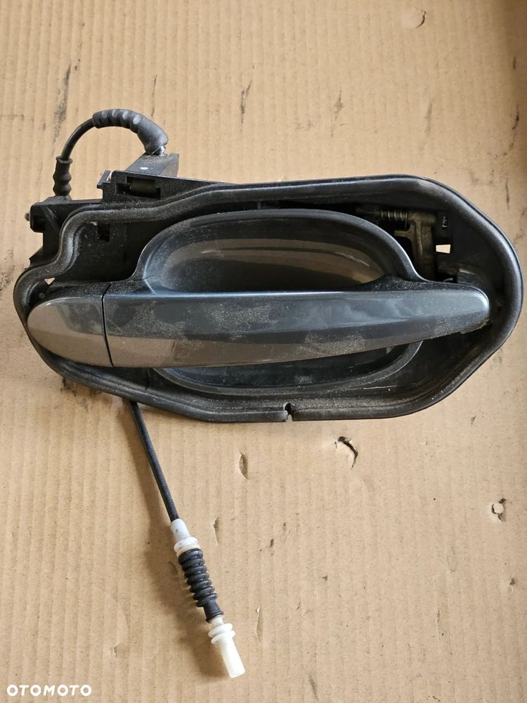 BMW E60 klamka   prawa przód A36 /7 Titangrau II - 1