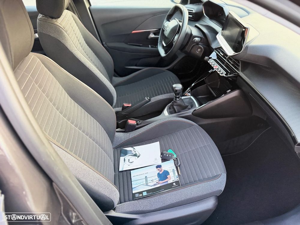 Peugeot 208 1.2 PureTech Active Pack - 9