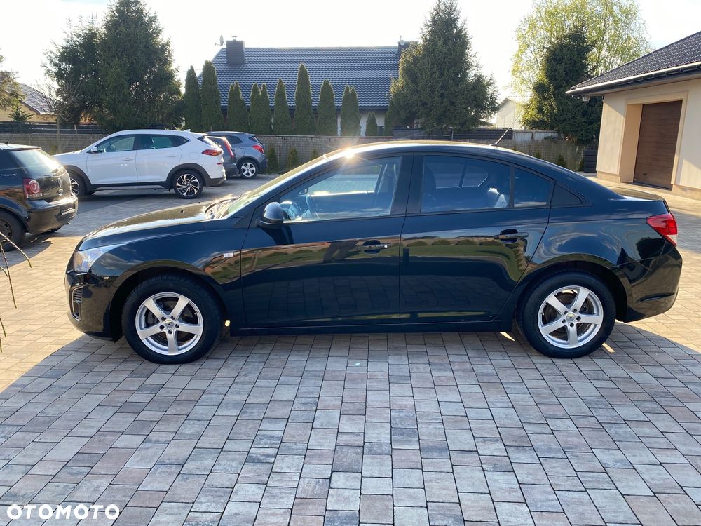 Chevrolet Cruze 1.8 LT - 18