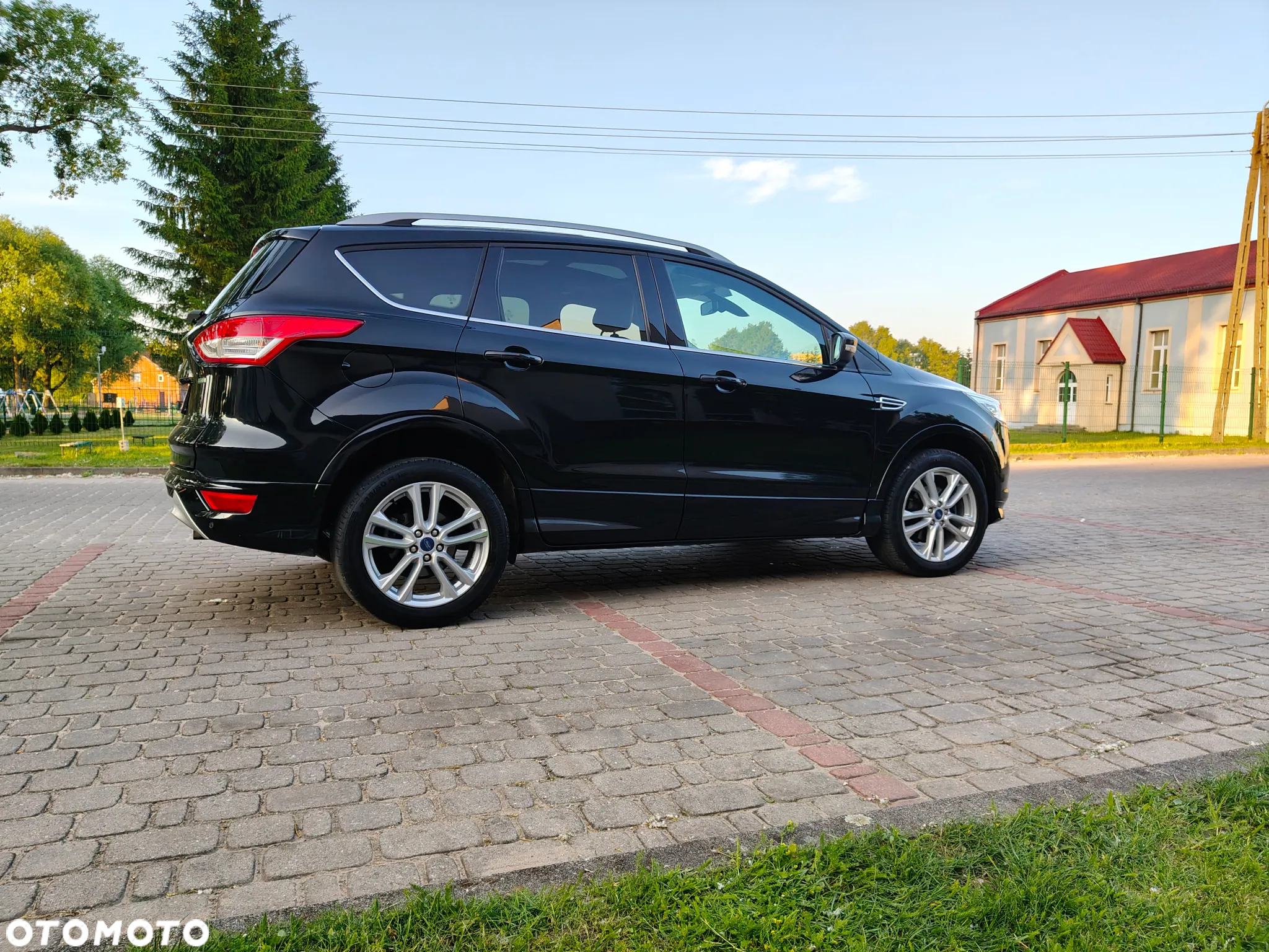 Ford Kuga 1.5 EcoBoost 2x4 Individual - 24