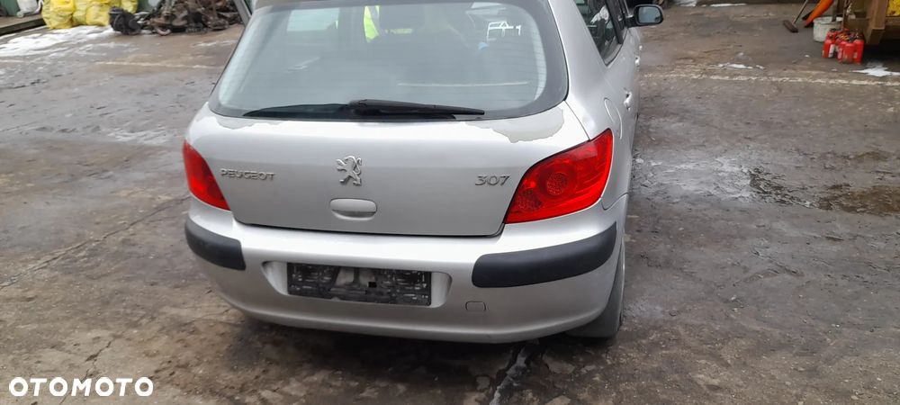PEUGEOT 307  zderzak tylny - 1