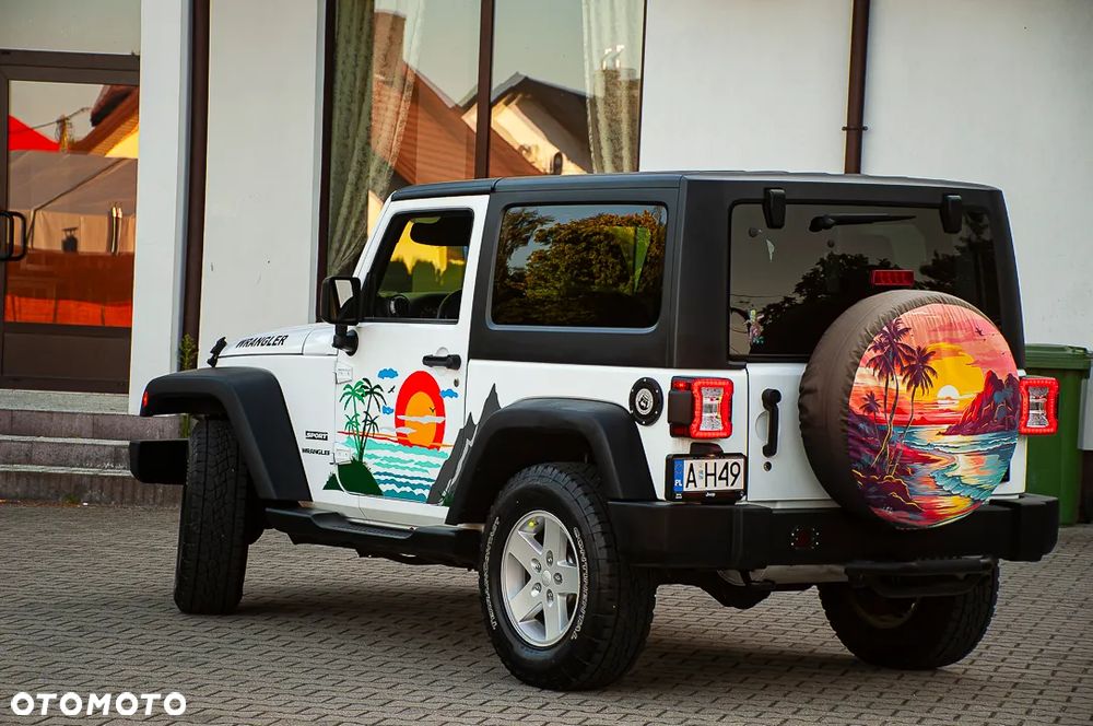 Jeep Wrangler - 5