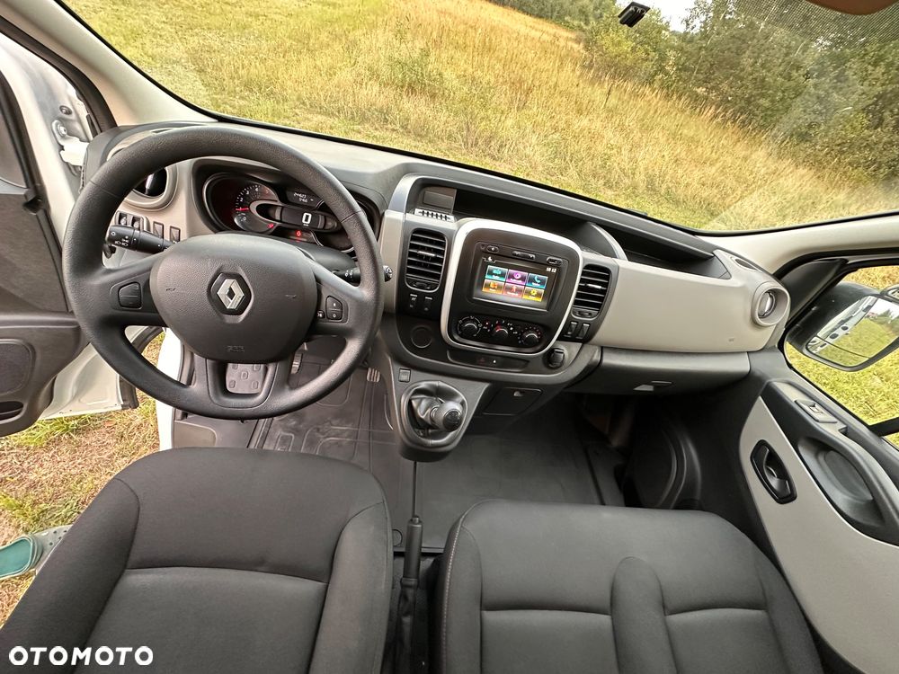 Renault Trafic - 15