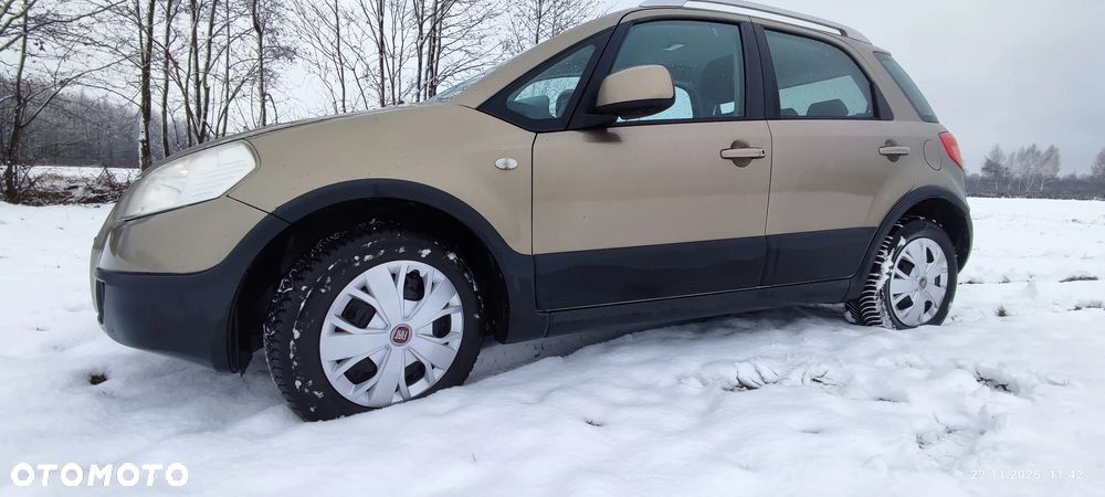 Fiat Sedici 1.9 Multijet DPF 4x4 Emotion - 11