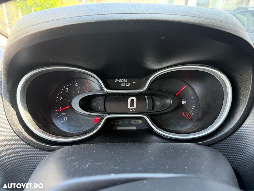 Renault Trafic 2.0 Blue dCi 110 S&S L2 8+1 Life - 8