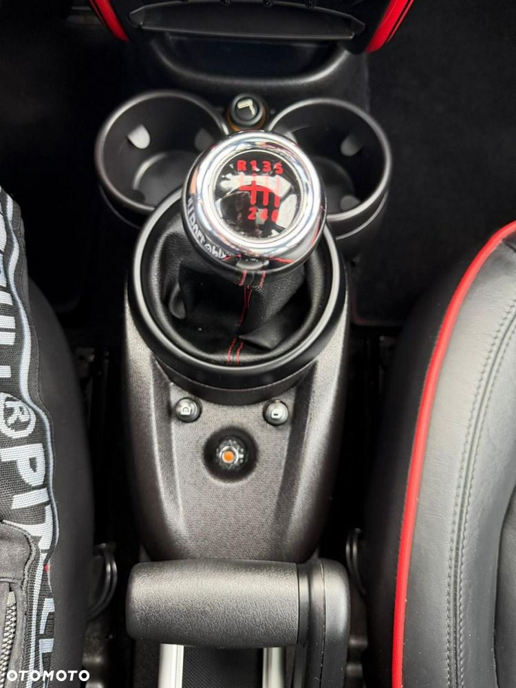MINI John Cooper Works - 16