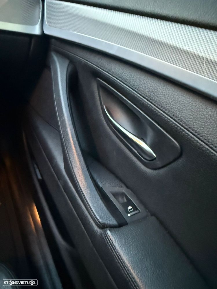 BMW 525 d Pack M Auto - 16