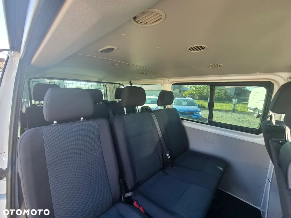 Volkswagen Transporter - 8