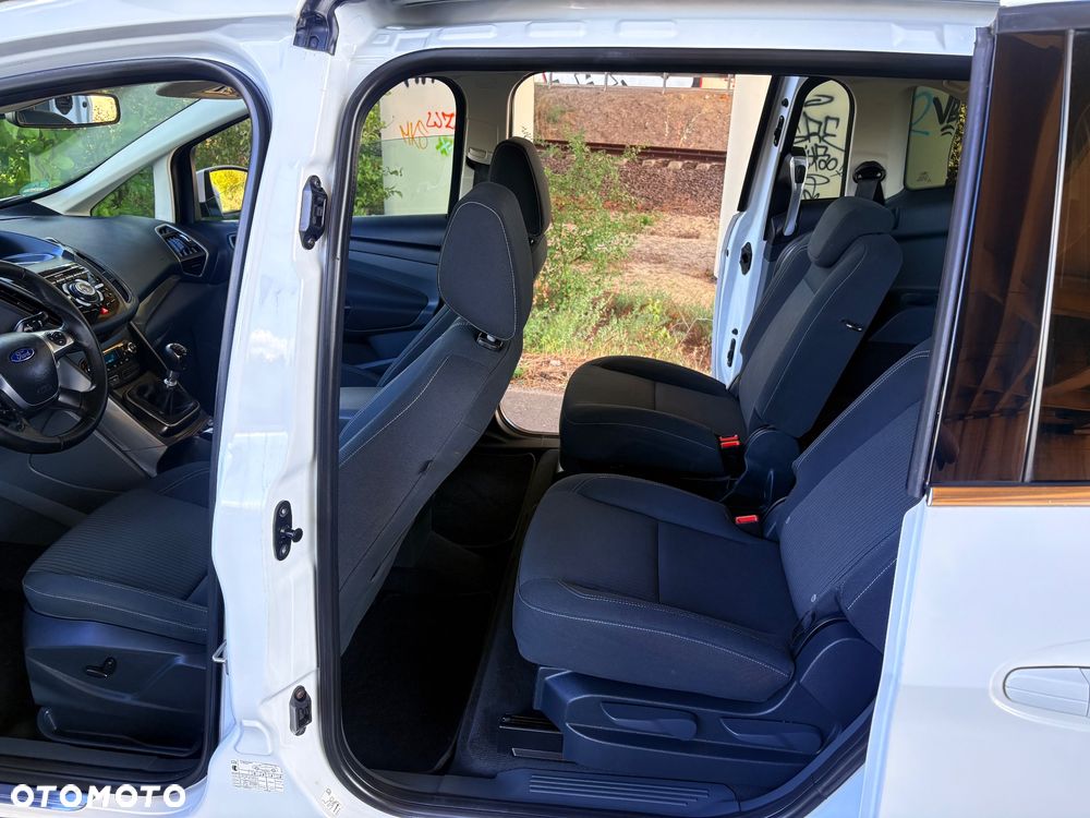 Ford C-MAX 2.0 TDCi Titanium - 8