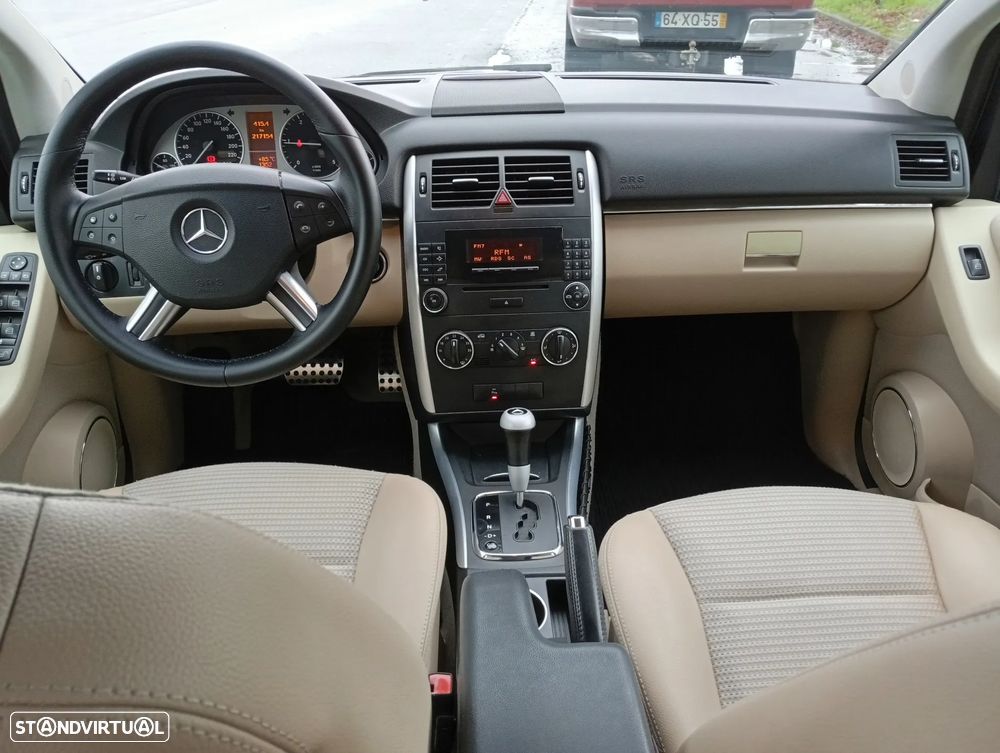 Mercedes-Benz B 180 CDI Executive Aut. - 12