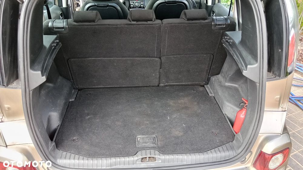 Citroën C3 Picasso e-HDi 90 FAP EGS6 Exclusive - 13