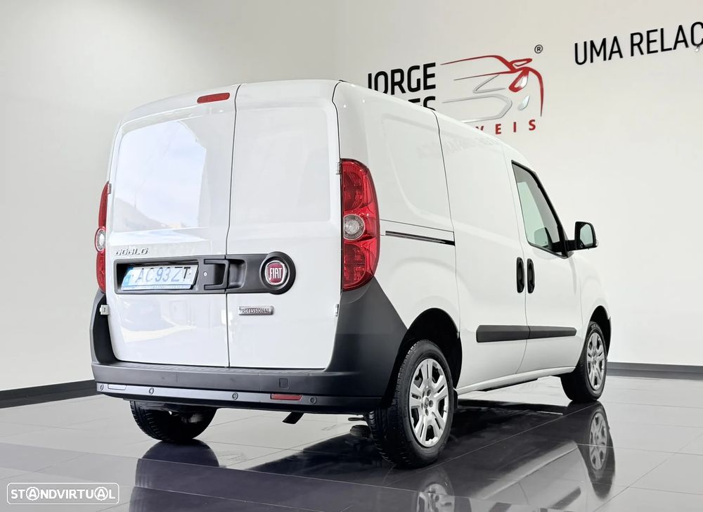 Fiat DOBLO CARGO 1.3 M-JET 95 CV - 3 LUGARES - IVA DEDUTIVÉL - 16
