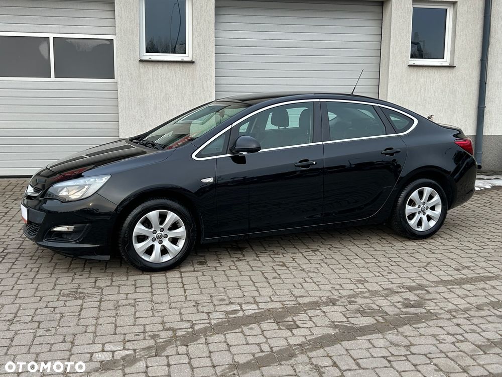 Opel Astra 1.4 T Business - 1