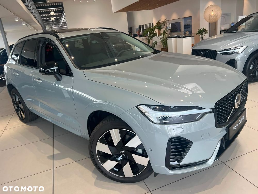 Volvo XC 60 T8 Plug-In Hybrid AWD Ultimate Dark - 12
