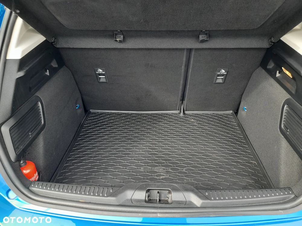 Ford Focus 1.0 EcoBoost Titanium - 27