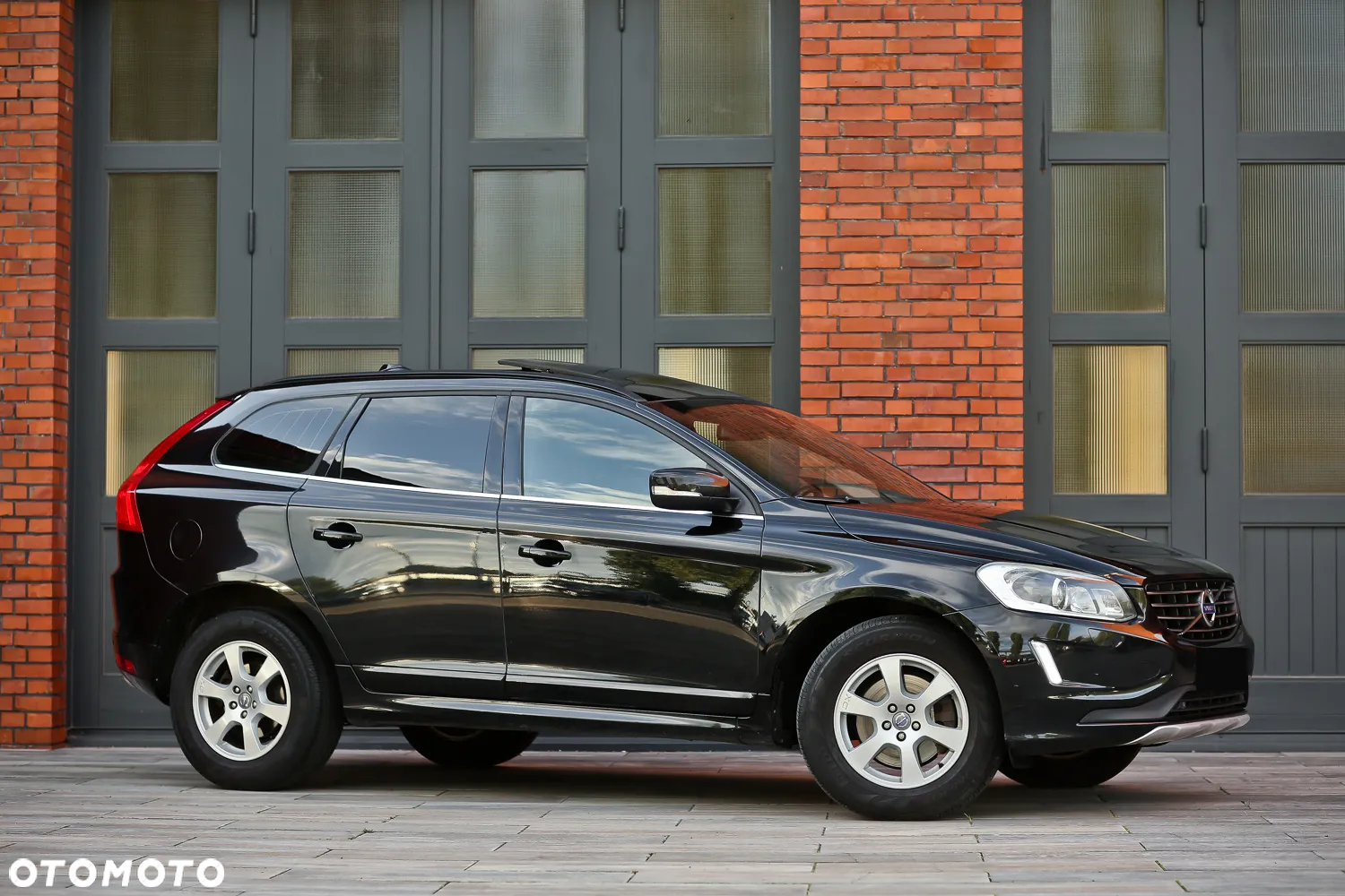 Volvo XC 60 D4 Drive-E Summum - 4