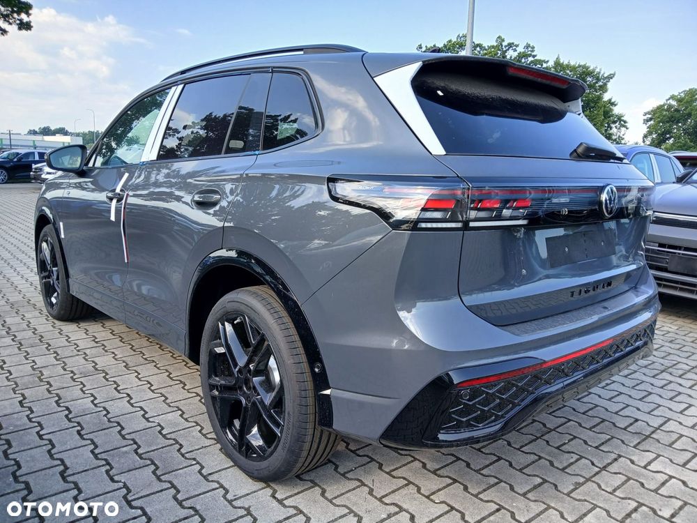 Volkswagen Tiguan - 5