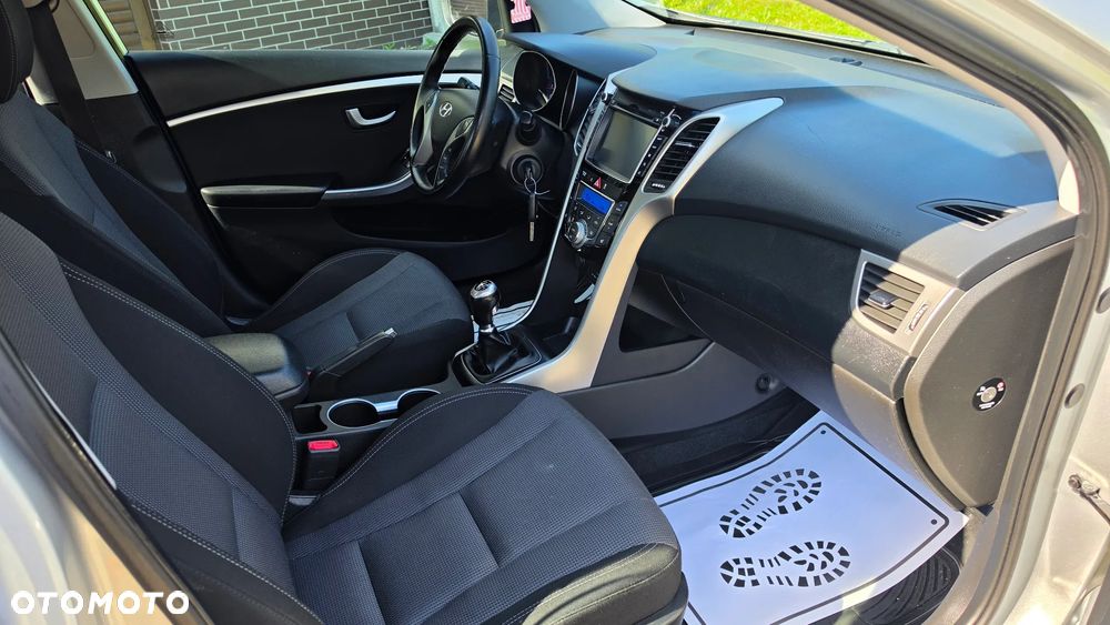 Hyundai i30 1.4 Fifa World Cup Edition - 10