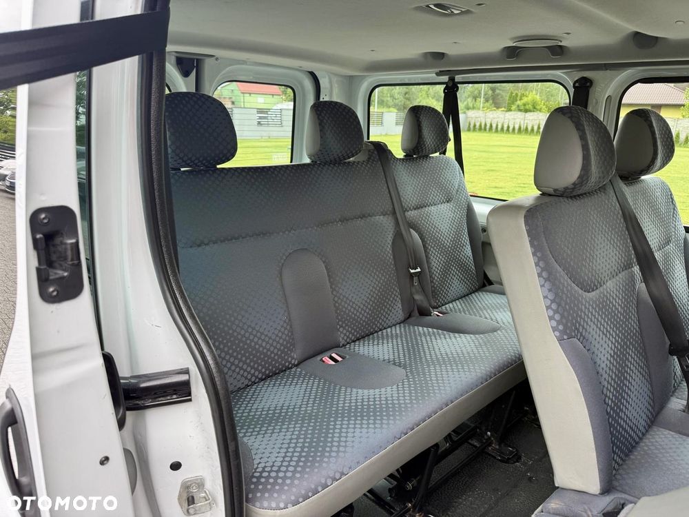 Renault Trafic - 17