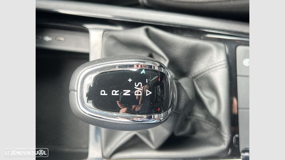 Skoda Scala 1.0 TSI Ambition DSG — fotografia 18