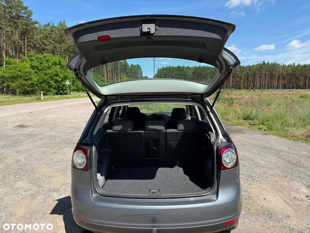 Volkswagen Golf Plus 1.9 TDI DSG United - 24