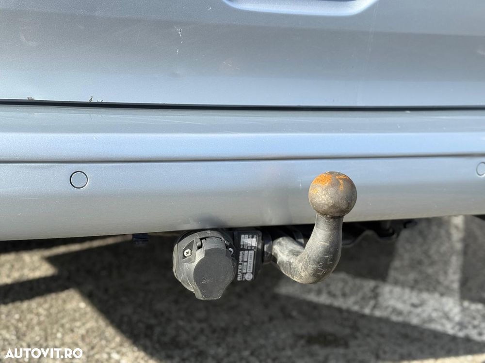 Volkswagen Caravelle - 22